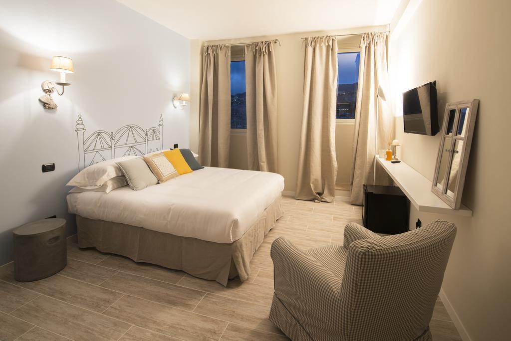 So&Leo Guest House ジェノヴァ 部屋 写真