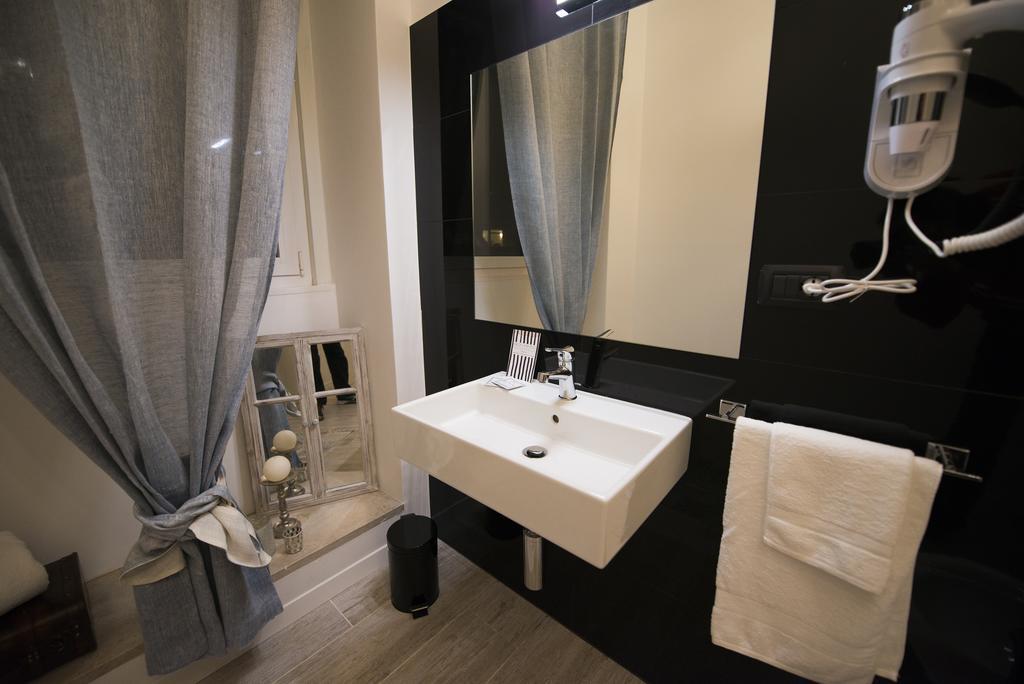 So&Leo Guest House ジェノヴァ 部屋 写真